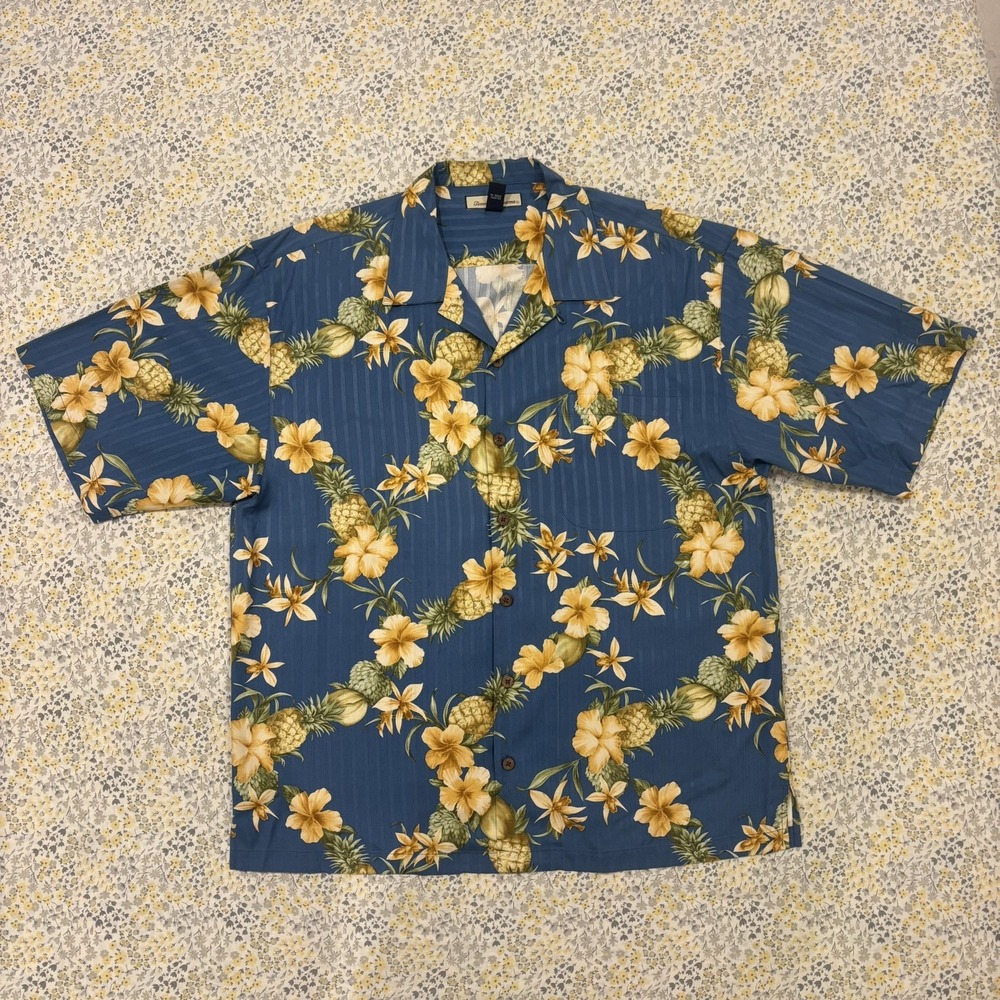 Tommy Bahama Hawaiian Shirt Mens Size XL Silk Button Up Floral and Pineapple AOP